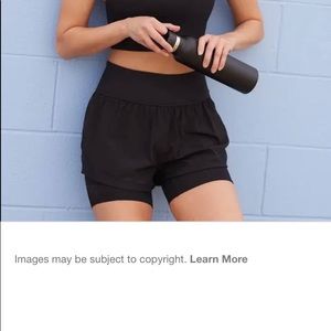 NWT SPANX Get Moving Short